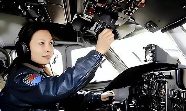 之旅的辛酸落地后身体弱连路都走不了新葡京娱乐牺牲太大！王亚平曾谈太空(图4)