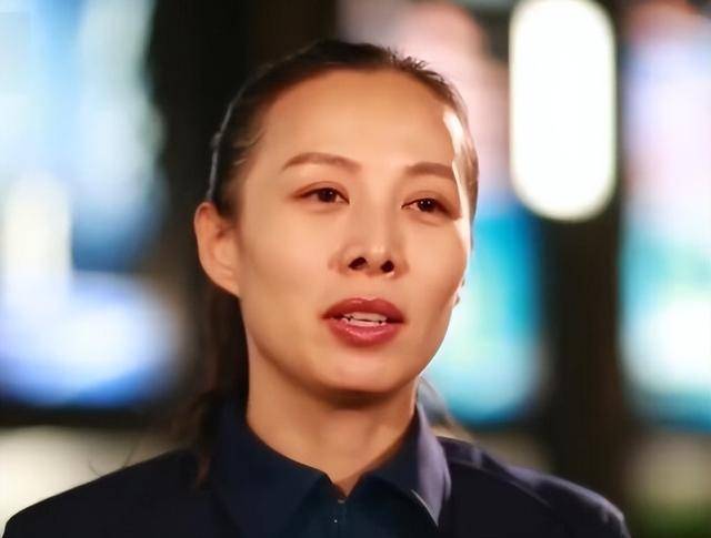 之旅的辛酸落地后身体弱连路都走不了新葡京娱乐牺牲太大！王亚平曾谈太空(图6)